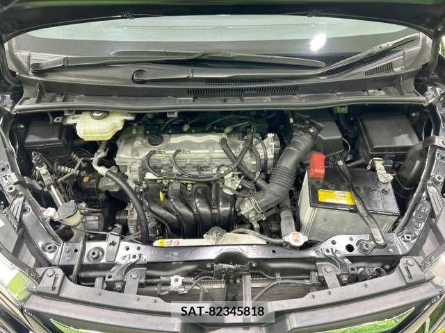 Toyota VOXY 2021-01 321698-19