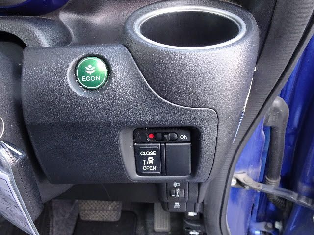 Honda N BOX 2016-02 181408-13