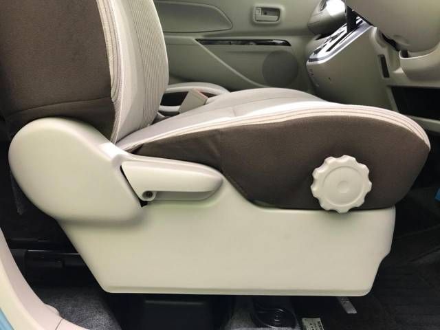 Nissan DAYZ ROOX 2019-10 2923-10