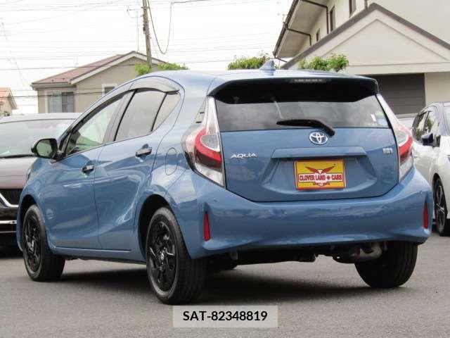 Toyota AQUA 2021-03 292053-8