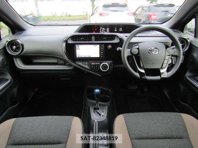 Toyota AQUA 2021-03 292053-16
