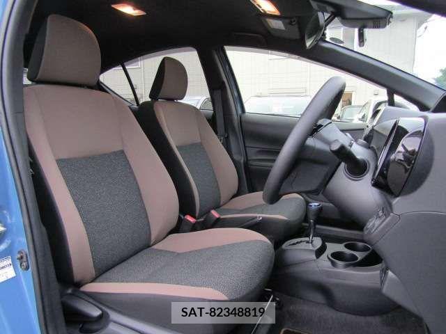 Toyota AQUA 2021-03 292053-17