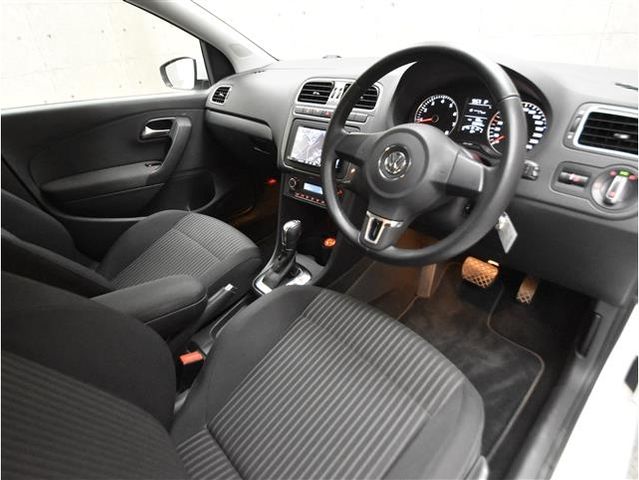 VolksWagen POLO 2014-08 183757-14