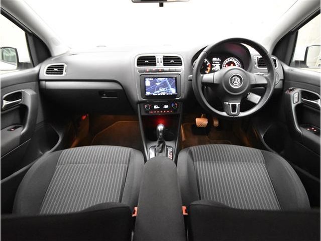 VolksWagen POLO 2014-08 183757-2