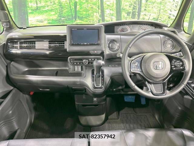 Honda N BOX CUSTOM 2021-03 217657-1