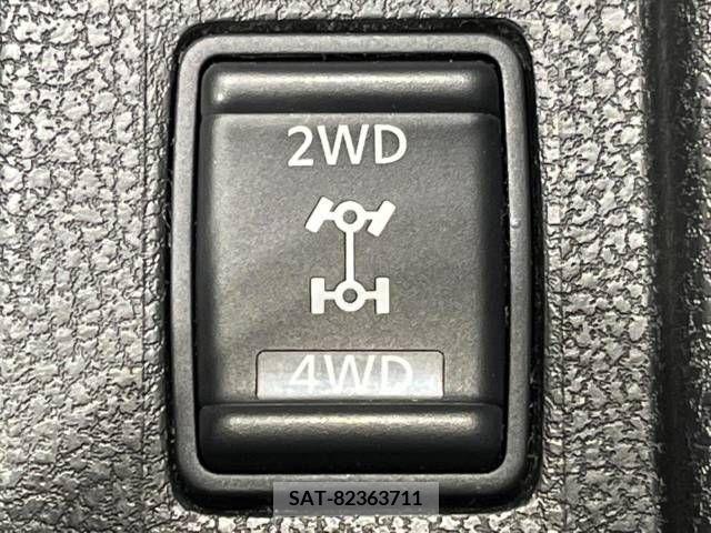 Nissan NOTE 2013-10 313885-6