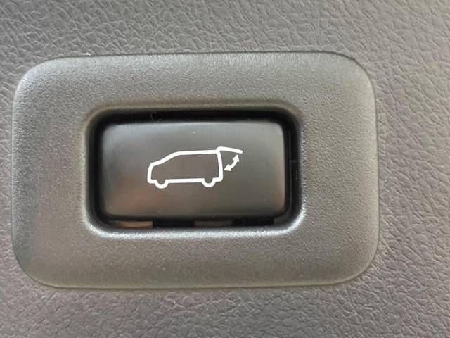 Toyota ALPHARD HYBRID 2015-10 19624-7