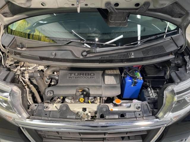 Daihatsu TANTO CUSTOM 2017-04 186132-18