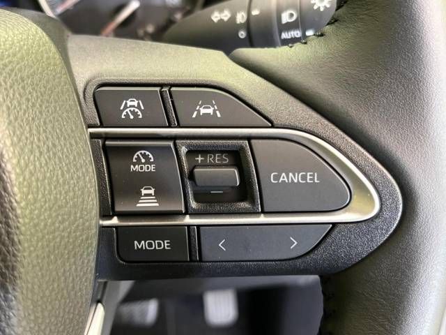Toyota NOAH 2023-07 191084-6