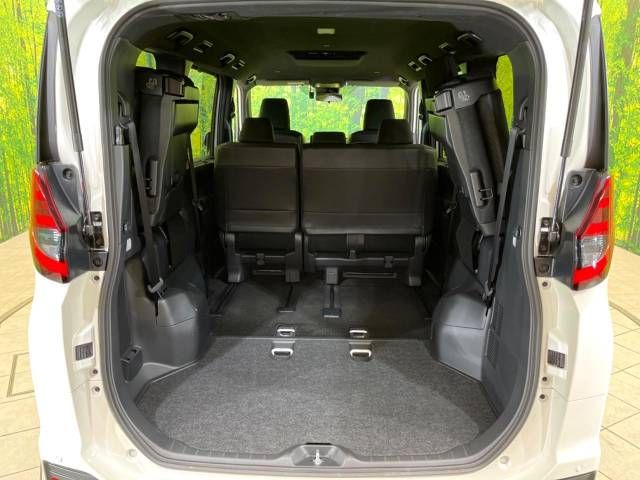 Toyota NOAH 2023-07 191084-11