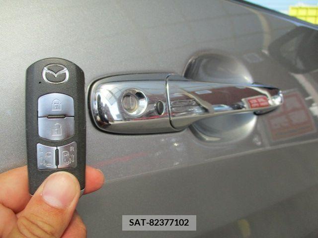 Mazda PREMACY 2012-05 352905-22