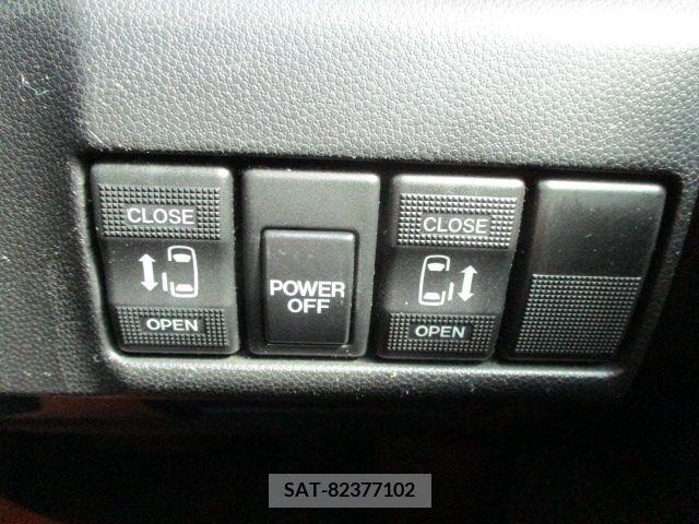 Mazda PREMACY 2012-05 352905-17