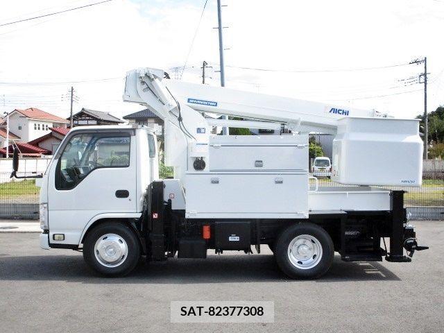 Isuzu ELF TRUCK 2013-01 202686-3