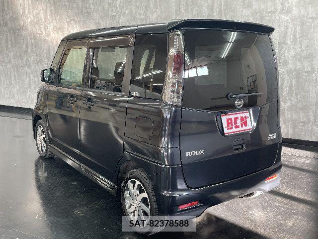 Nissan ROOX 2013-01 212643-8