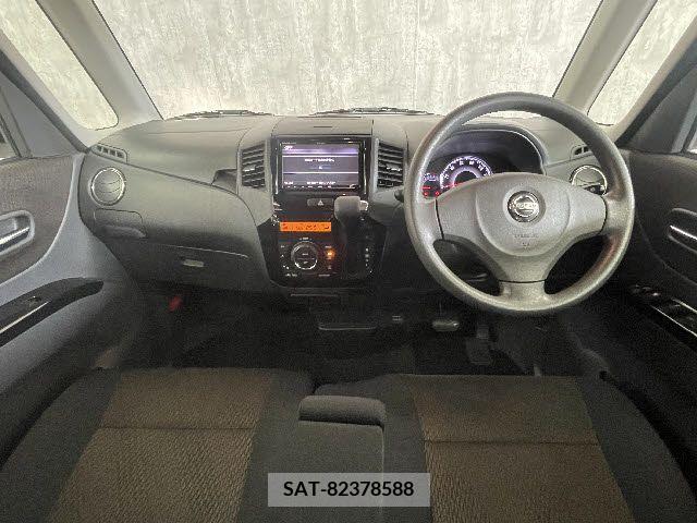 Nissan ROOX 2013-01 212643-1