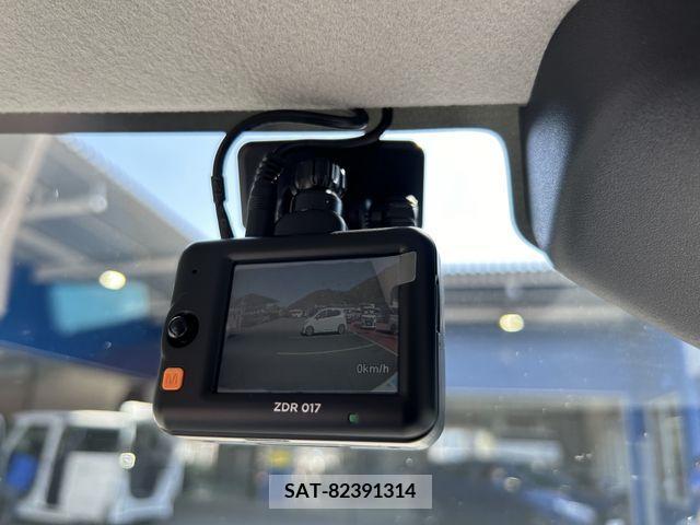 Suzuki SPACIA 2023-12 285777-17