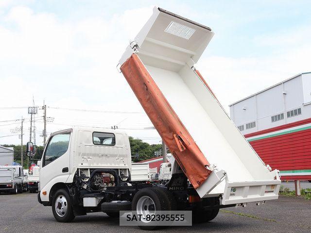 Hino DUTRO 2017-08 320403-11
