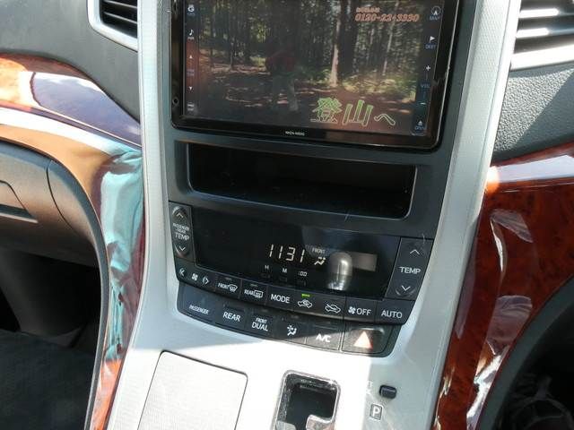 Toyota VELLFIRE 2010-07 17029-7