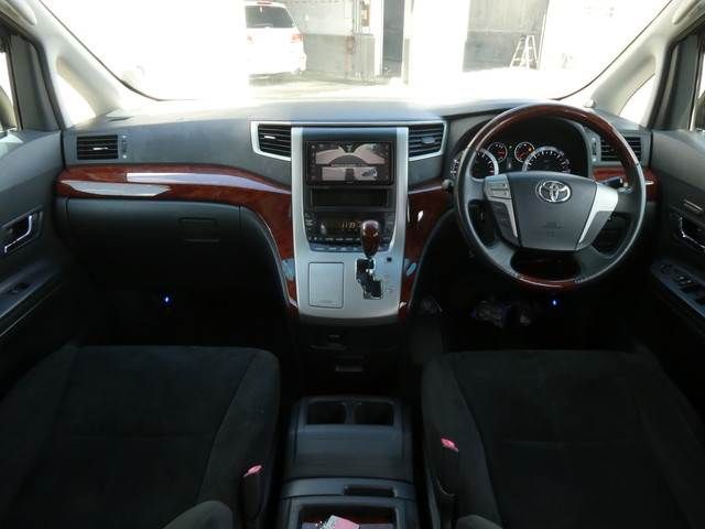 Toyota VELLFIRE 2010-07 17029-6