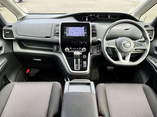 Nissan SERENA 2019-02 11282-1