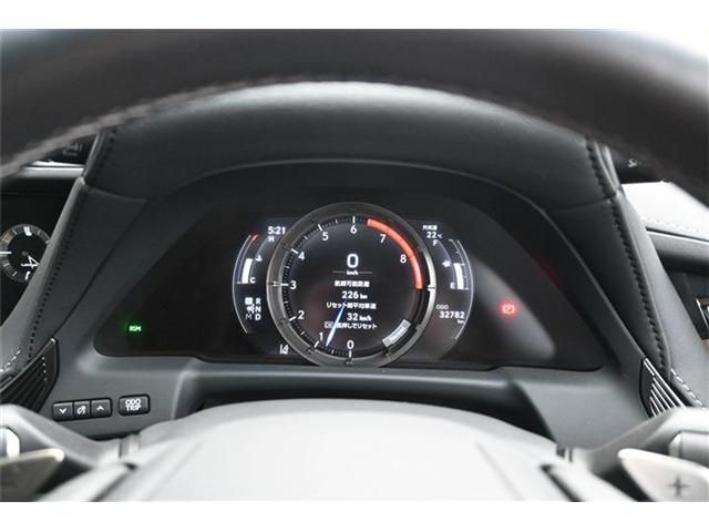 Lexus LS 2020-04 5802-11