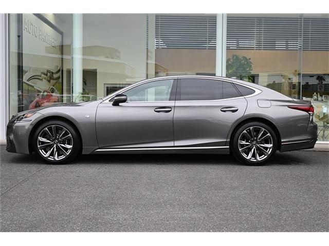 Lexus LS 2020-04 5802-1