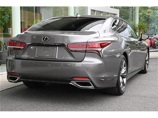 Lexus LS 2020-04 5802-4