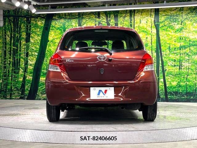 Toyota VITZ 2010-01 370141-15