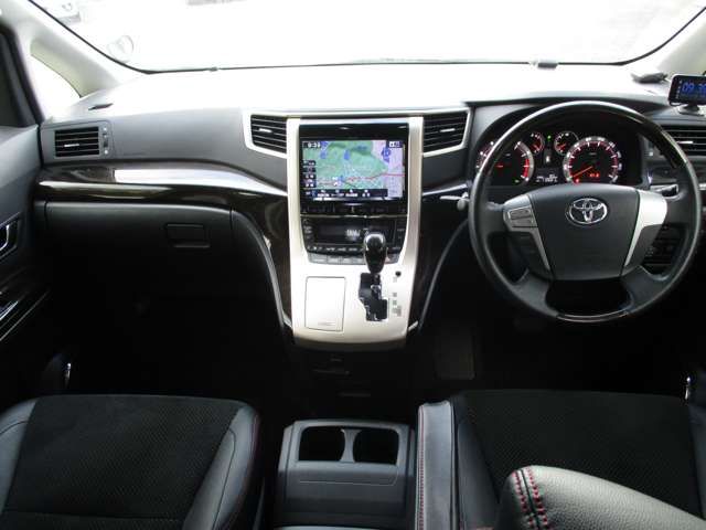 Toyota VELLFIRE 2014-02 185373-16