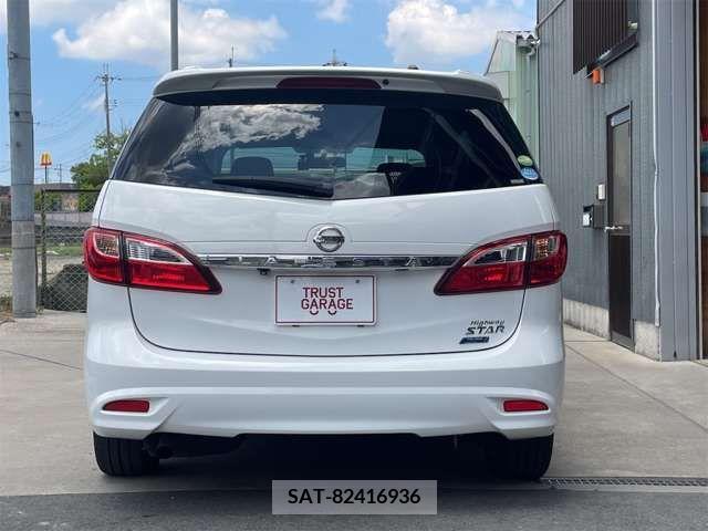 Nissan LAFESTA 2011-11 362299-4