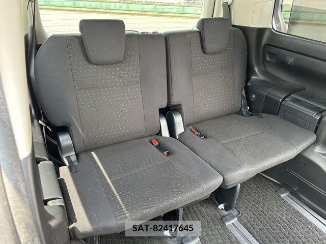 Toyota VOXY HYBRID 2014-03 370557-18