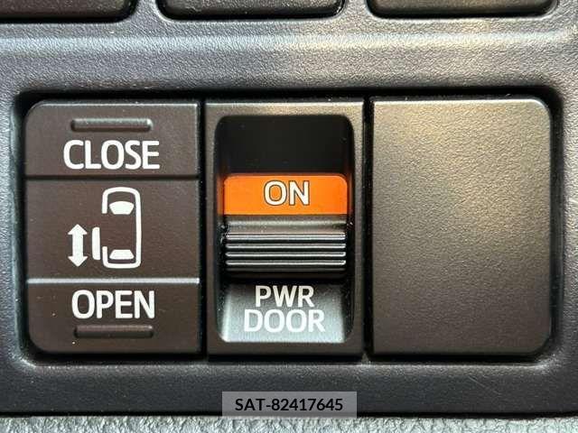 Toyota VOXY HYBRID 2014-03 370557-9