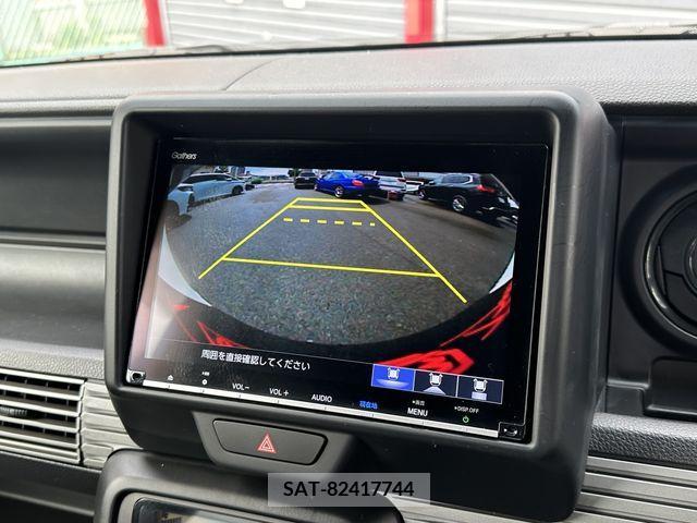 Honda N-VAN 2019-04 307925-10