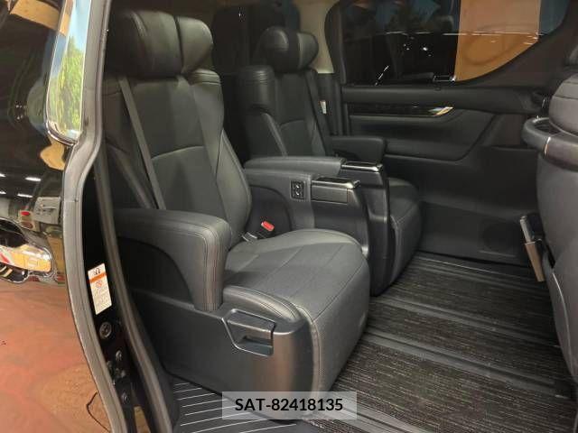 Toyota ALPHARD 2021-08 280436-9