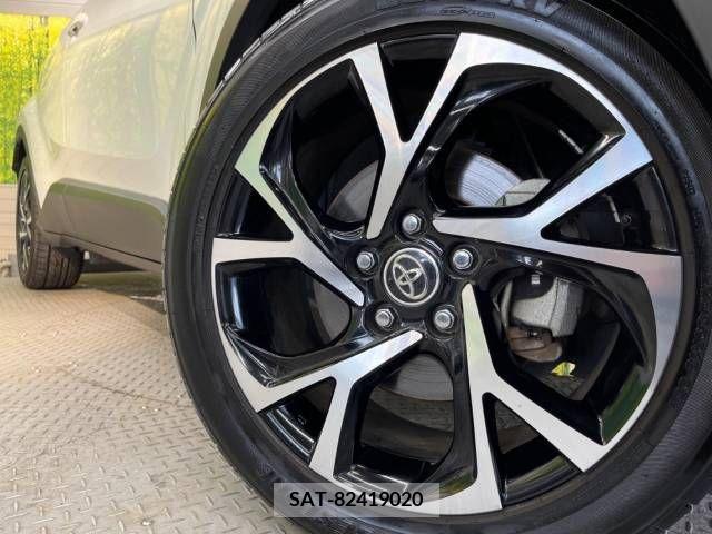 Toyota C-HR 2017-02 357764-13