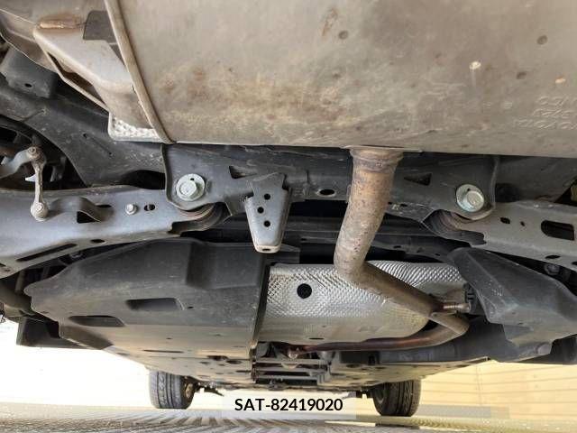 Toyota C-HR 2017-02 357764-19
