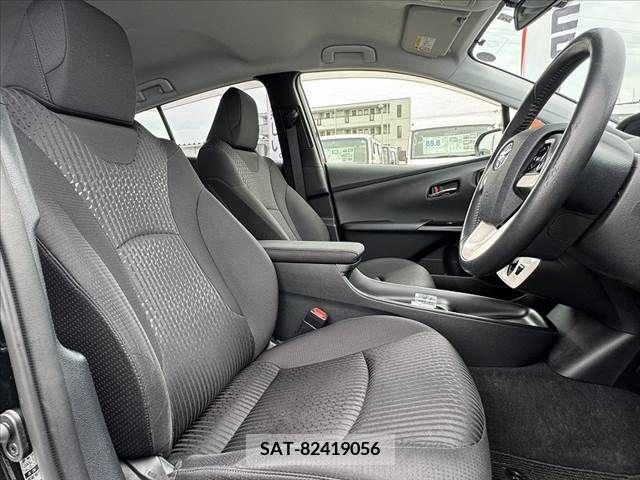 Toyota PRIUS 2016-05 282052-15