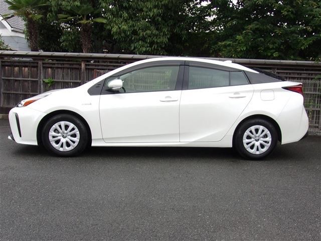 Toyota PRIUS 2019-03 4219-5