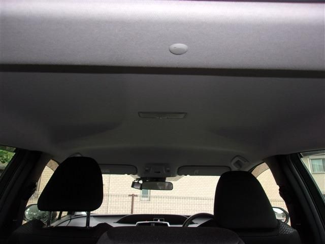 Toyota PRIUS 2019-03 4219-23