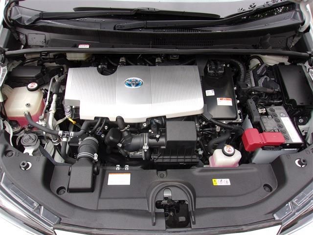 Toyota PRIUS 2019-03 4219-26