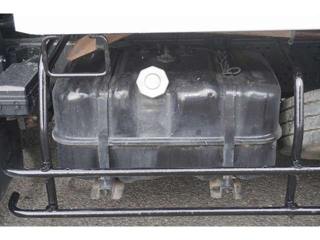 Isuzu FORWARD 2011-07 196517-16