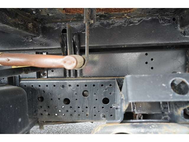 Isuzu FORWARD 2011-07 196517-10