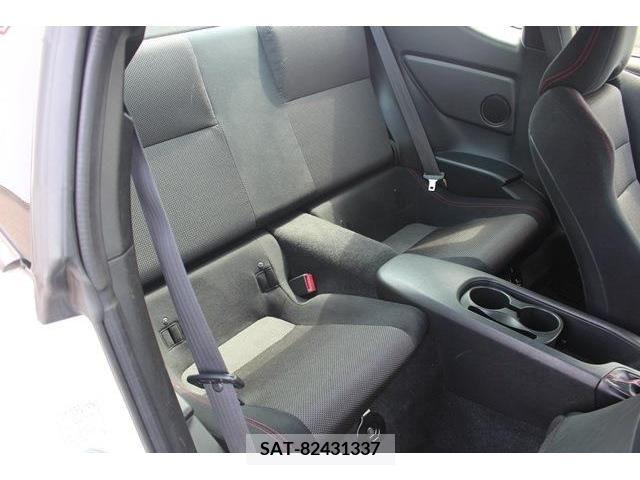 Subaru BRZ 2014-04 351746-15