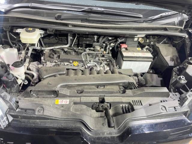 Toyota NOAH 2023-04 193338-17