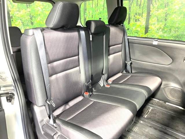 Nissan SERENA 2018-03 8861-9