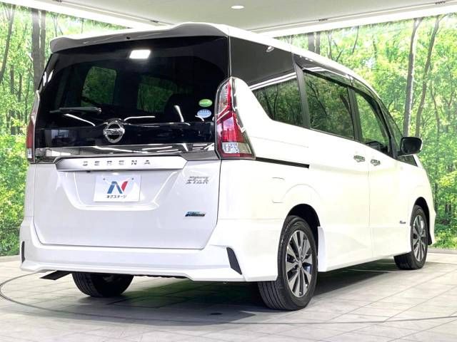Nissan SERENA 2018-03 8861-17