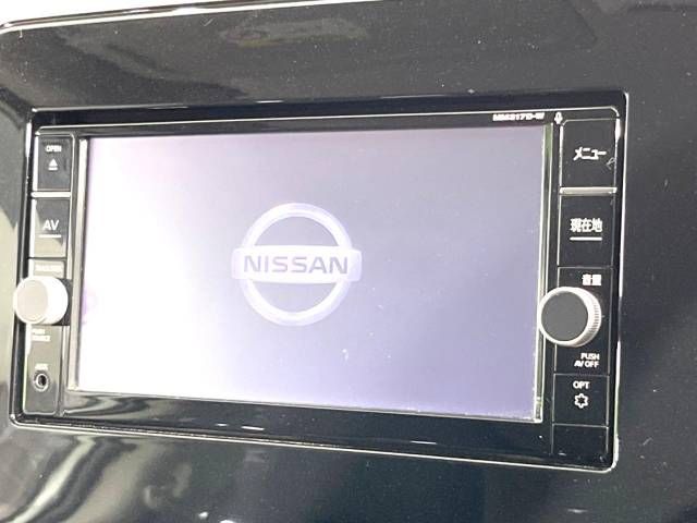 Nissan SERENA 2018-03 8861-3