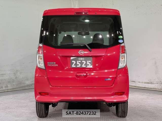 Nissan DAYZ ROOX 2015-04 208247-9