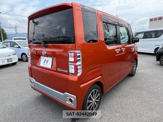 Daihatsu WAKE 2015-09 375680-17