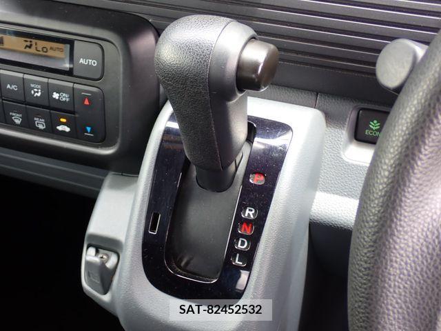 Honda N-VAN 2020-02 307948-10